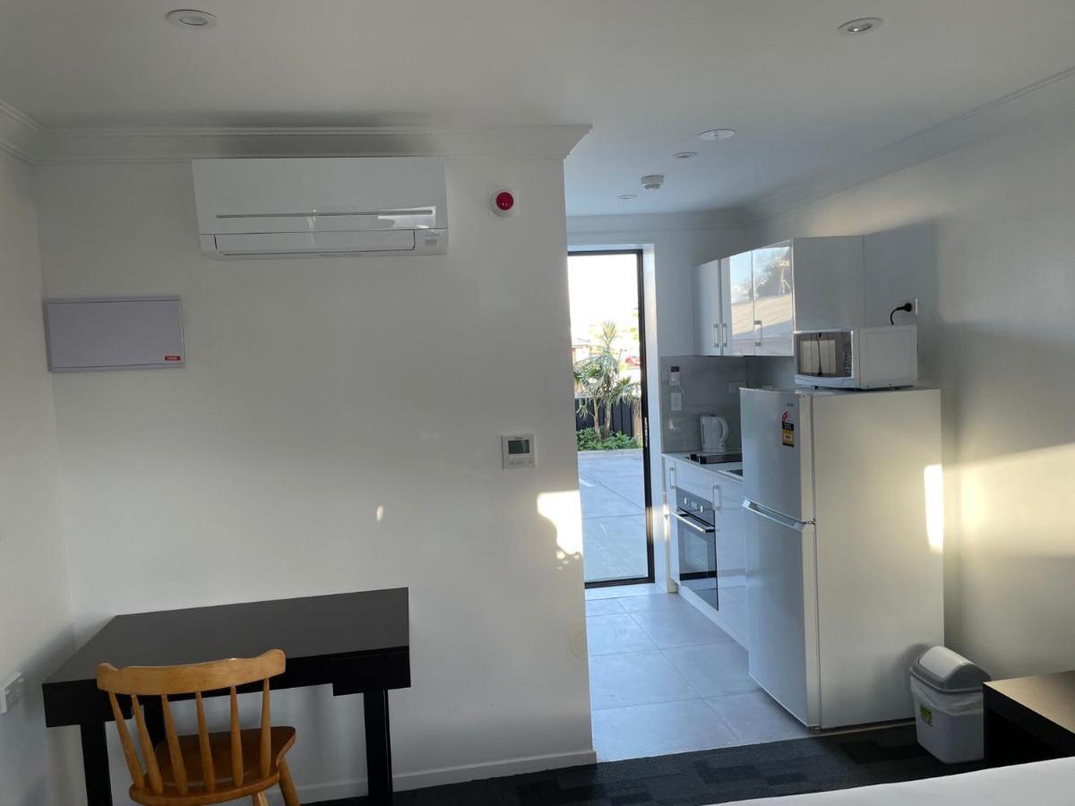 Krishna Motel - Newly Built In Papakura Auckland Exterior foto